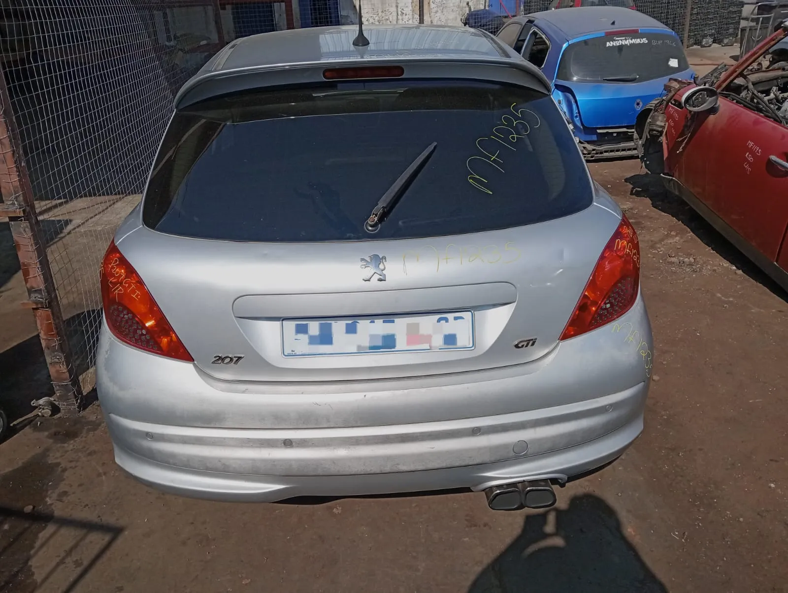 2011 Peugeot 207 10FJ view 3