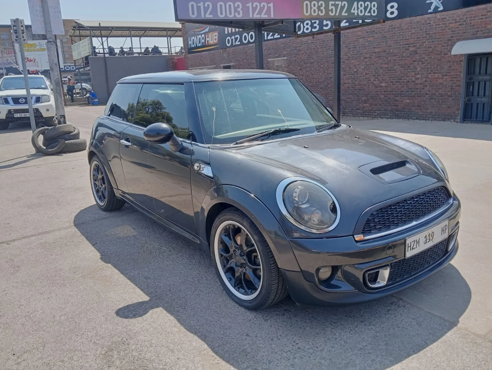 2011 Mini R56 S N18 view 8