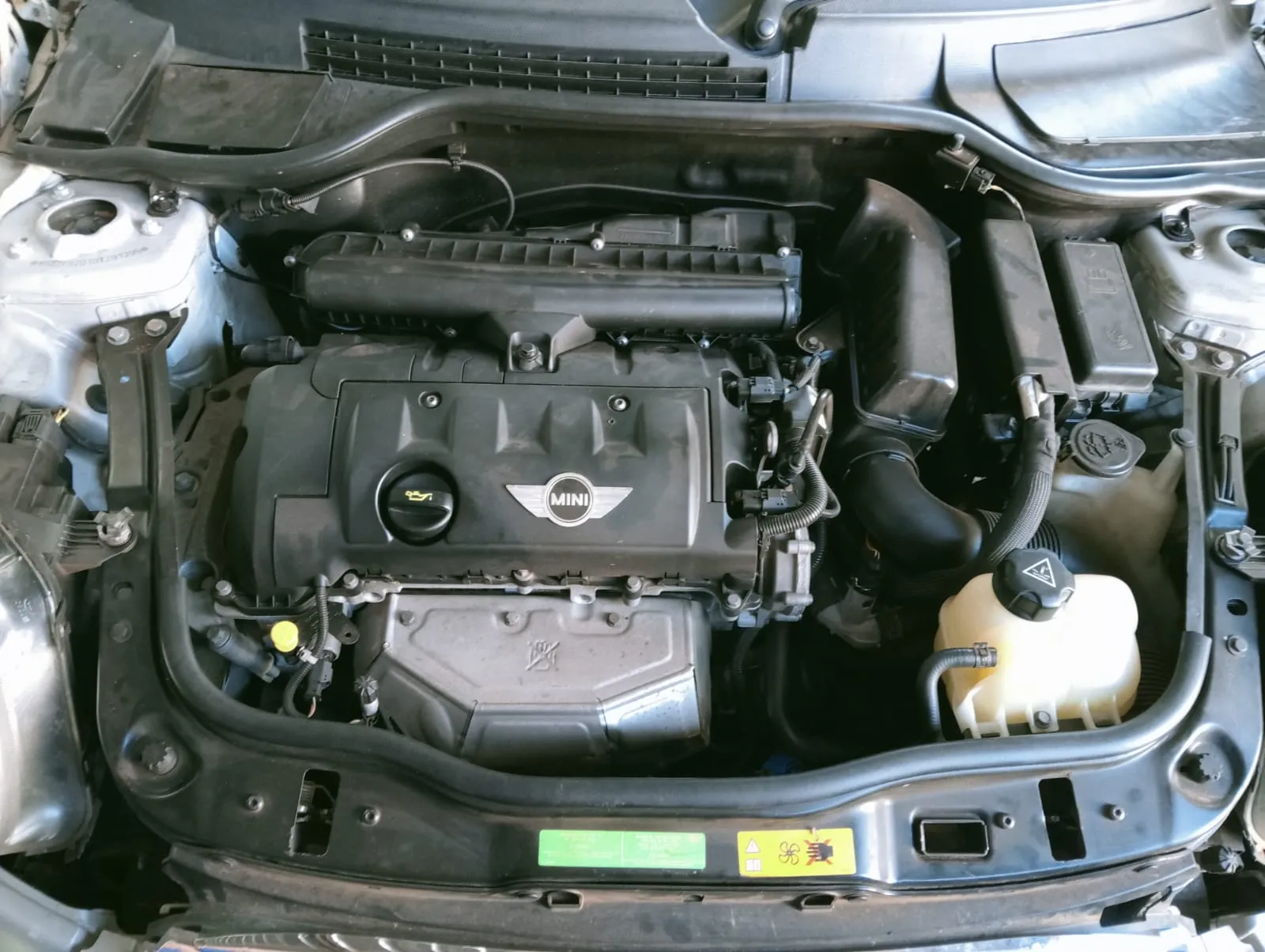 2010 Mini R55 Clubman N16 view 5