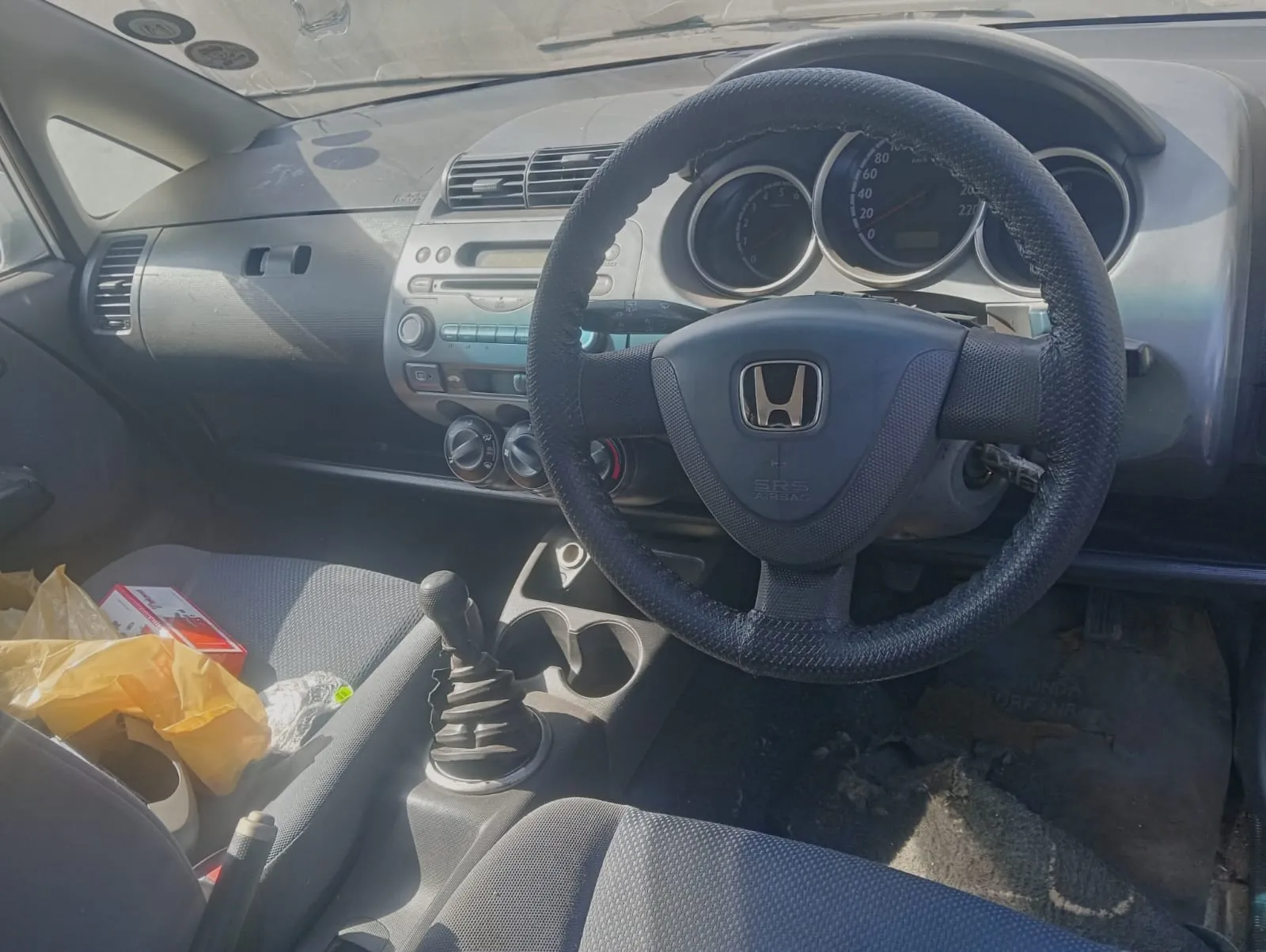 2004 Honda Jazz L13A1 view 3