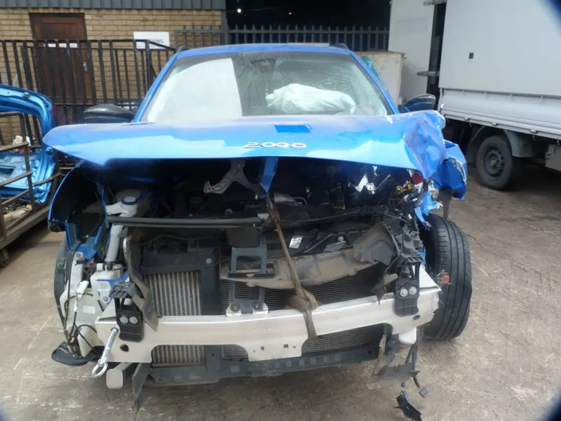 2022 Peugeot 2008  view 2