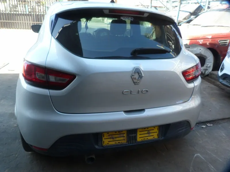 2015 Renault Clio view 5