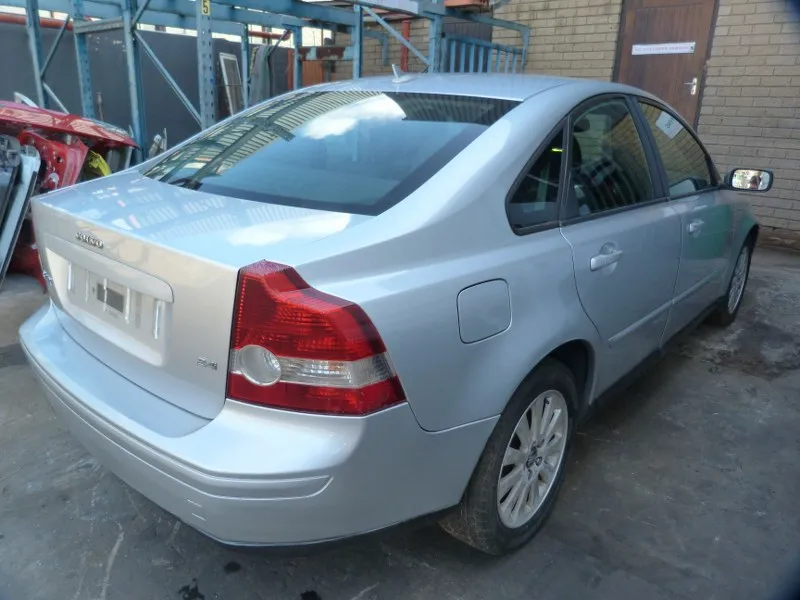 2006 Volvo S40  view 7