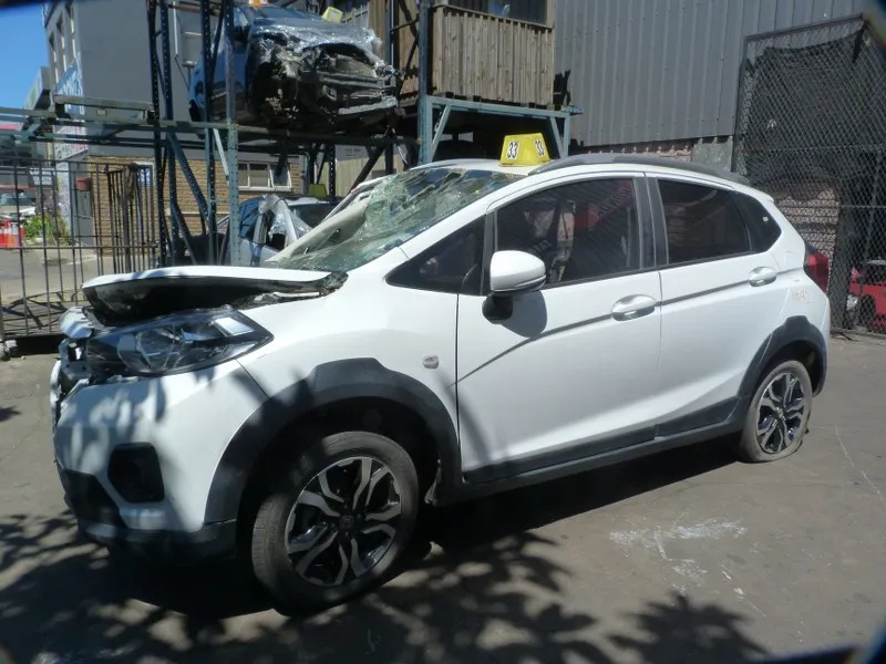 2022 Honda WR-V L12B4 view 3