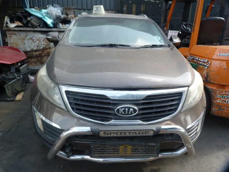 2012 Kia Sportage G4KE view 2