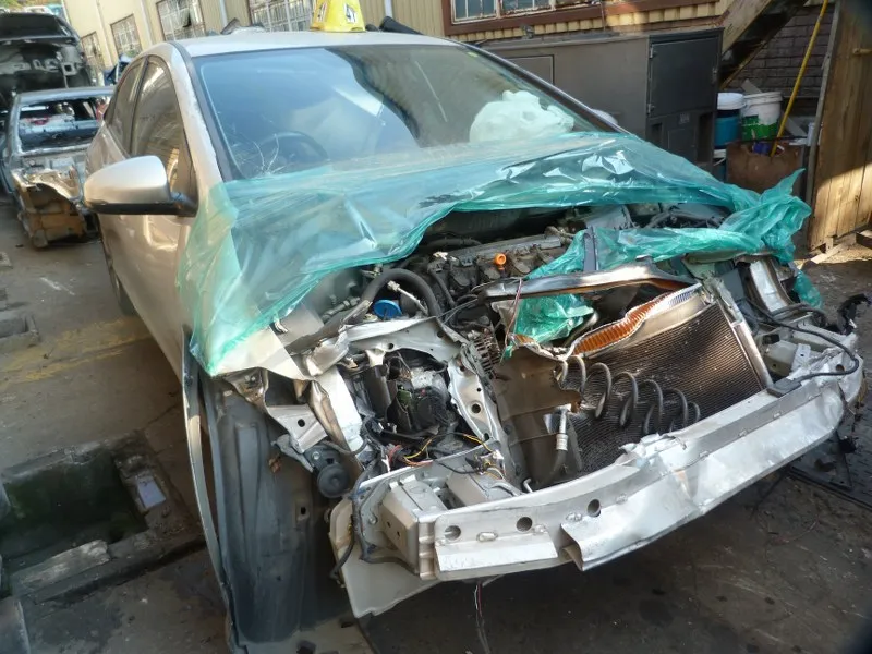 2012 Honda Civic R18Z4 view 3