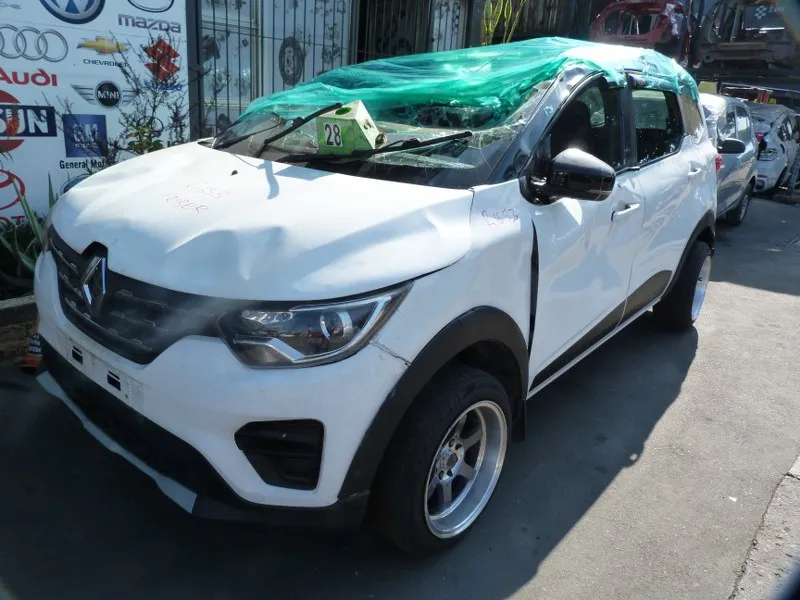 2021 Renault Triber  view 3