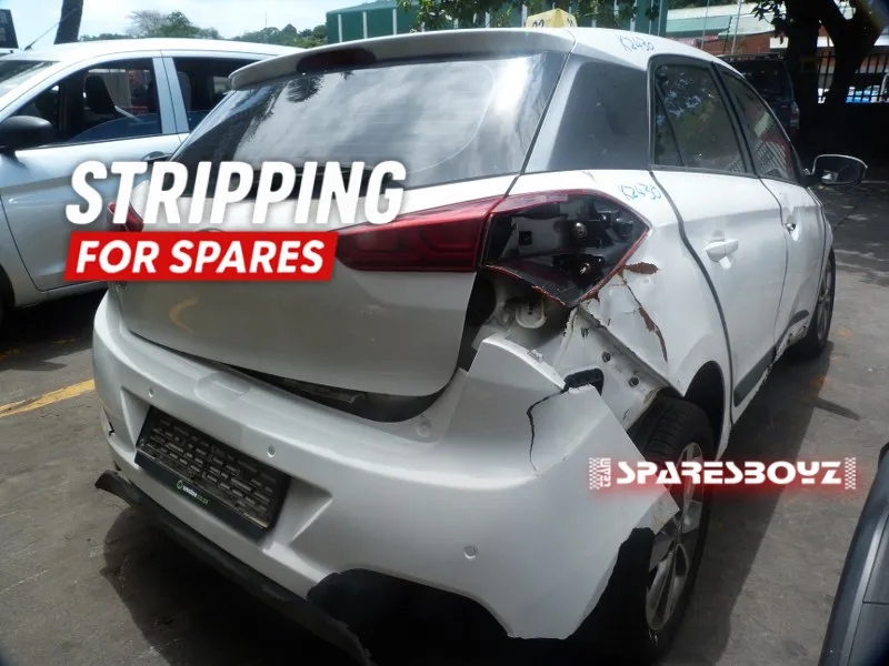 2015 Hyundai i20 view 5