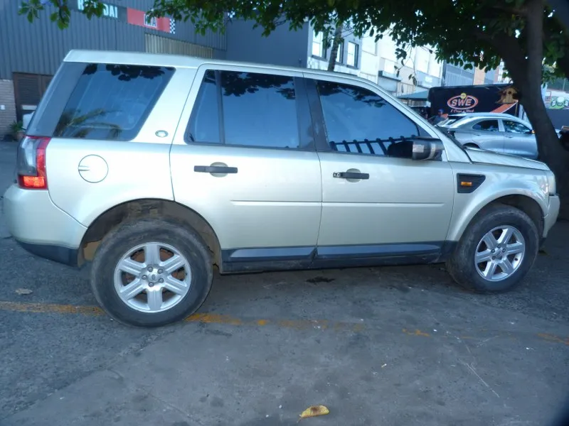 2007 Land Rover Freelander  view 4