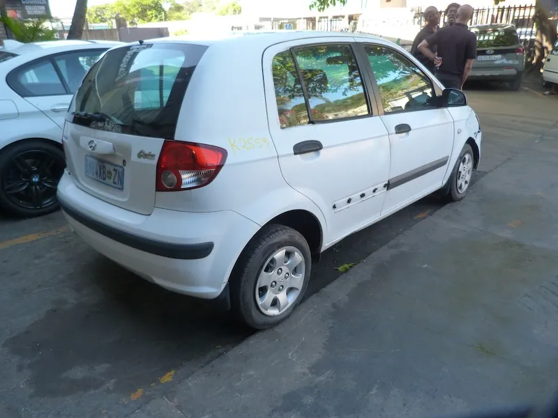 2004 Hyundai Getz G4EA view 6