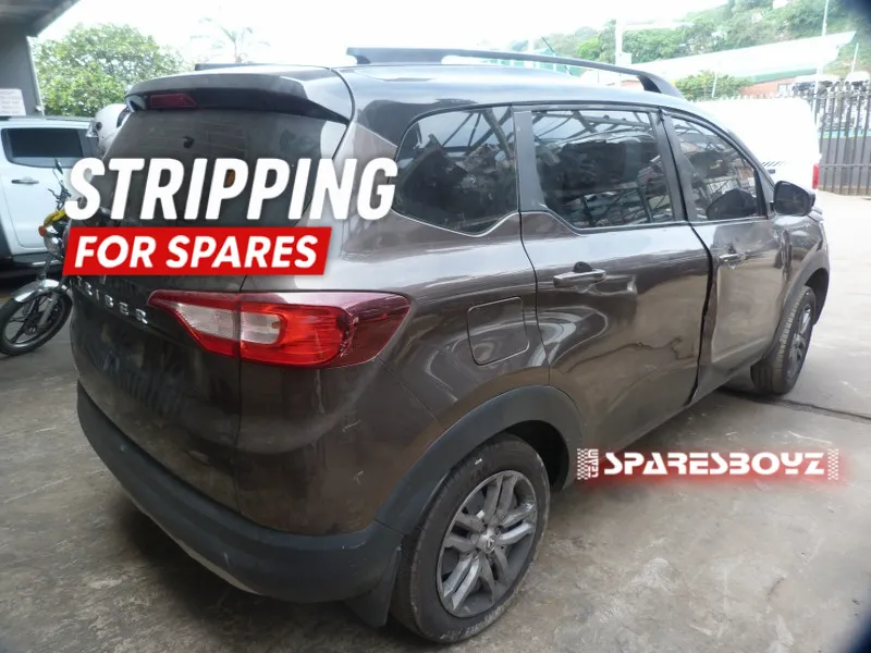 2022 Renault Triber view 4