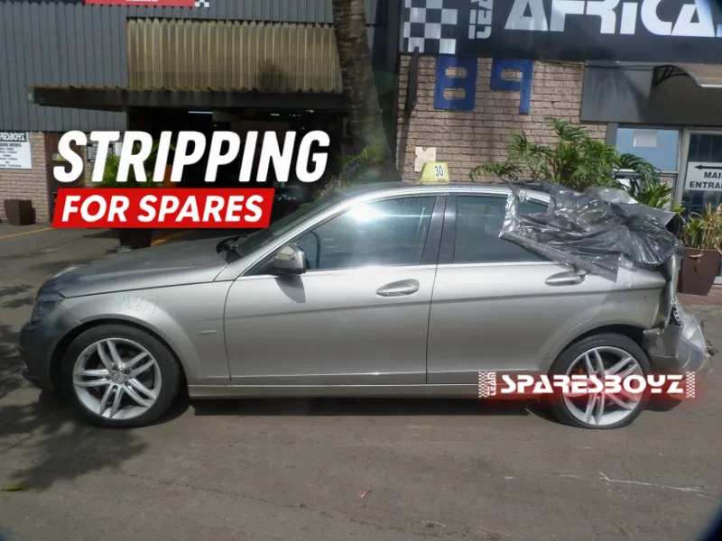 2007 Mercedes-Benz C-Class  view 4