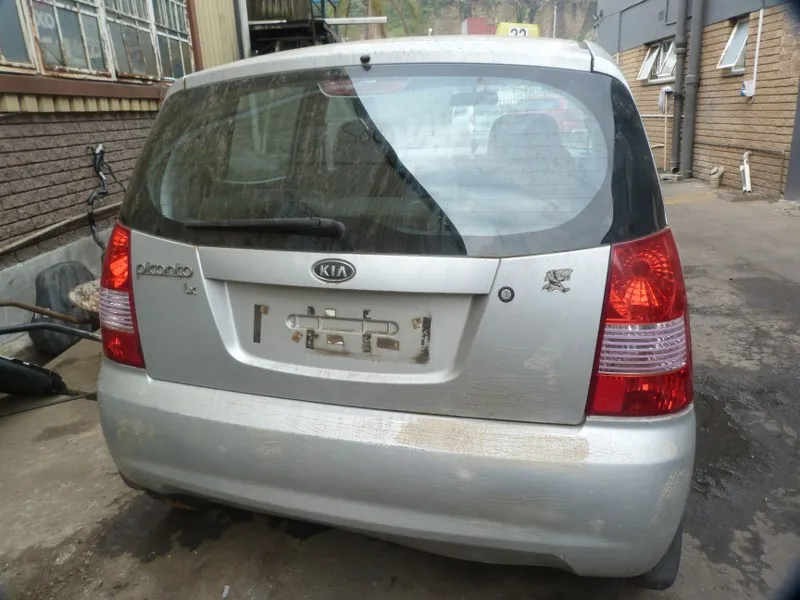 2007 Kia Picanto view 3