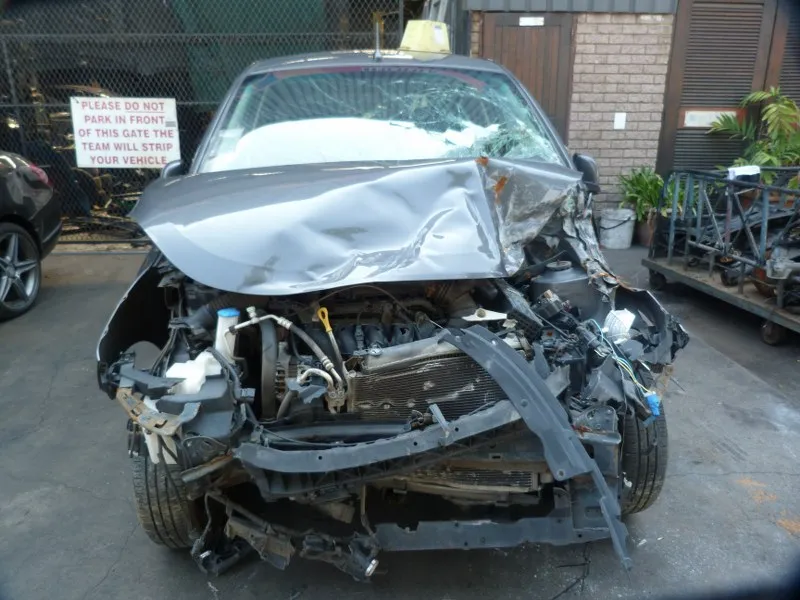 2011 Hyundai i10 G4LA view 2