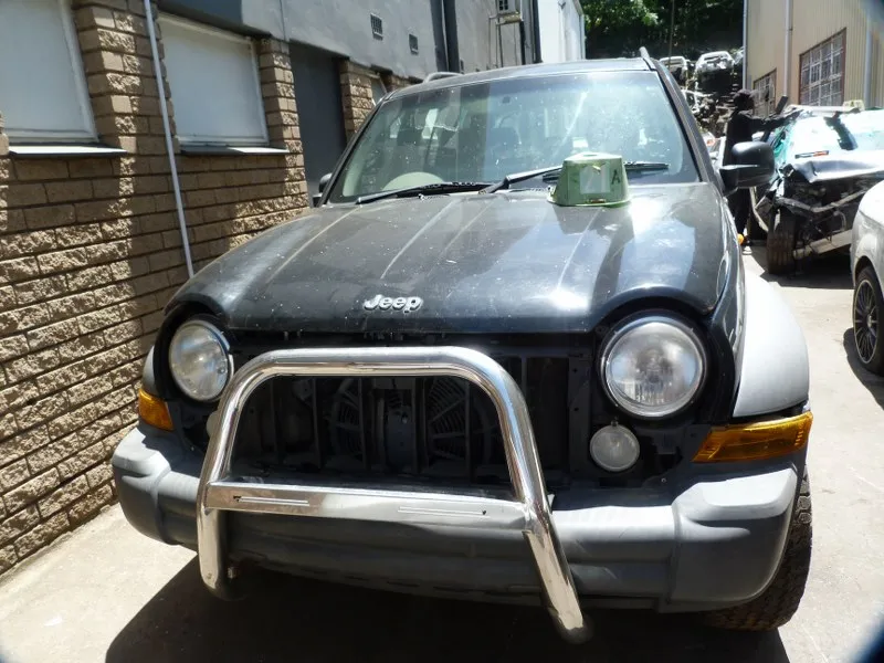 2007 Jeep Cherokee  view 2