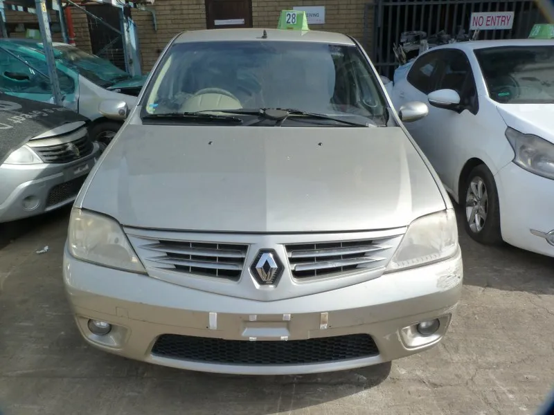 2009 Renault Logan K7M view 2