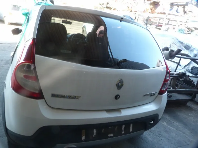 2011 Renault Sandero K7M view 7