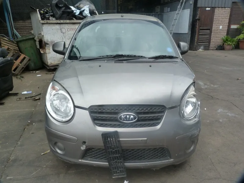 2009 Kia Picanto G4HG view 2