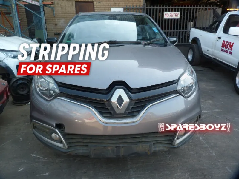 2015 Renault Captur view 2