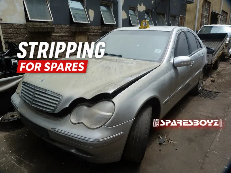 2000 Mercedes-Benz C-Class 112912 view 2