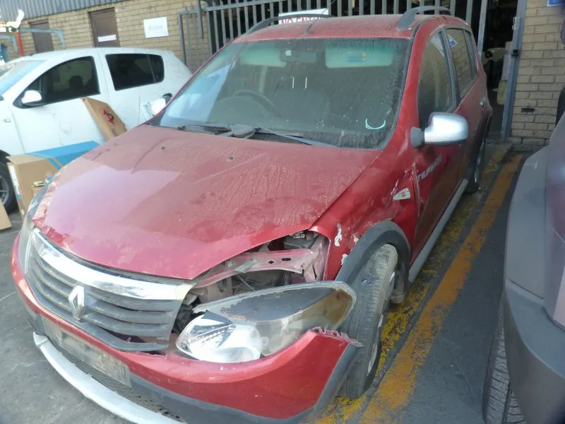2012 Renault Sandero  view 7