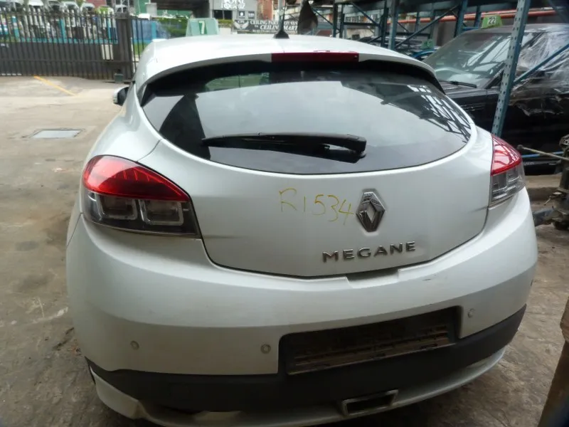 2010 Renault Megane view 5