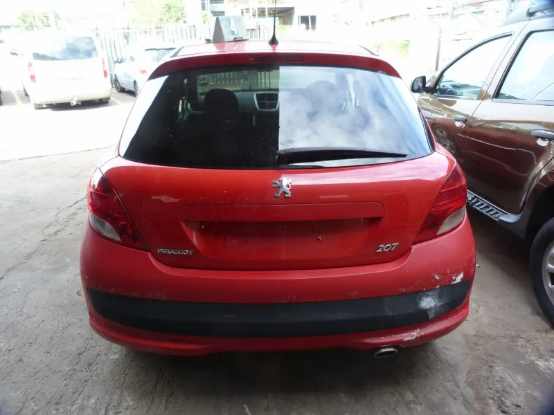 2010 Peugeot 207 10FH view 6