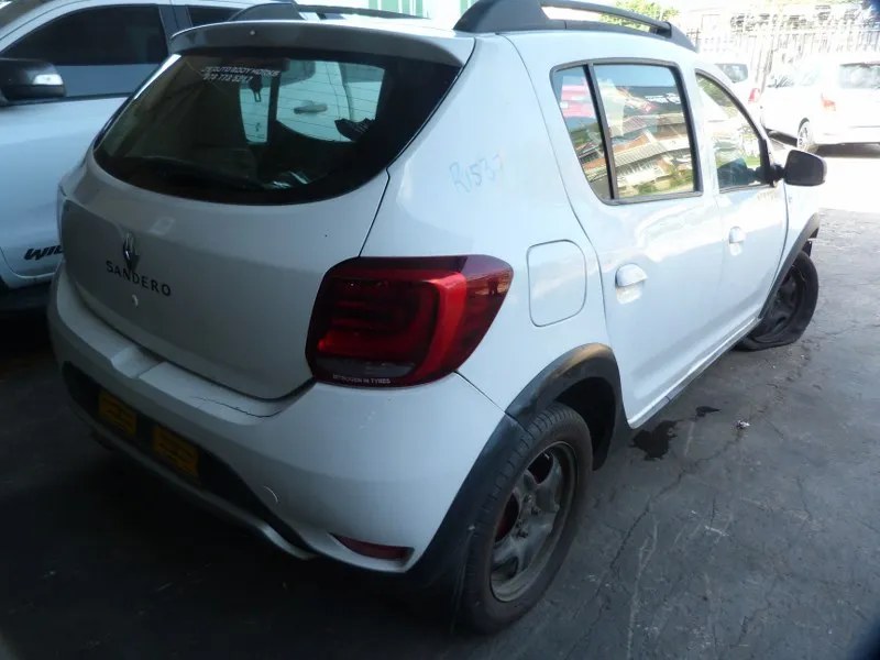 2019 Renault Sandero H4BA view 6