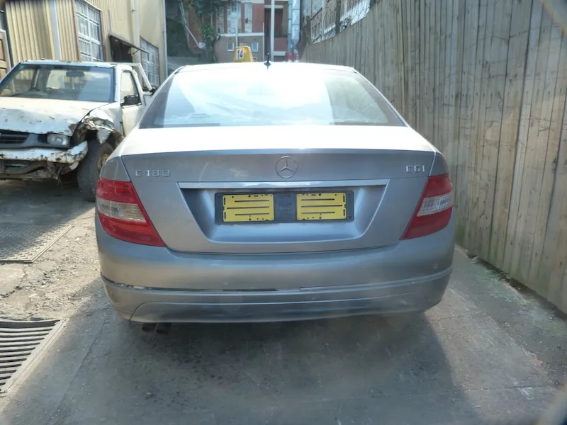 2011 Mercedes-Benz C-Class W204 view 6