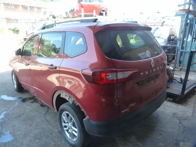 2021 Renault Triber B4DA view 6