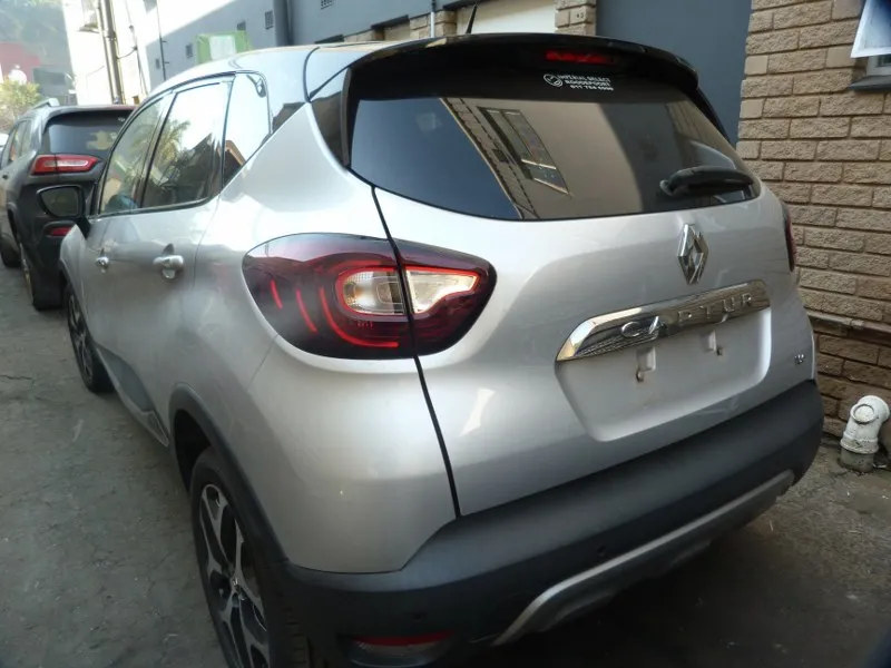 2018 Renault Captur H5F view 6