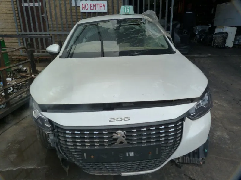 2022 Peugeot 208 10WA view 2