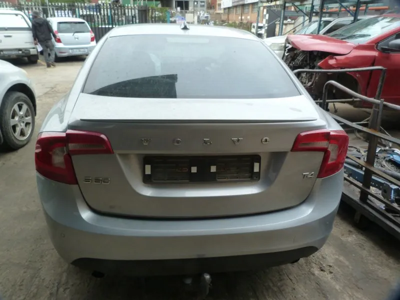 2012 Volvo S60 B4164T view 5