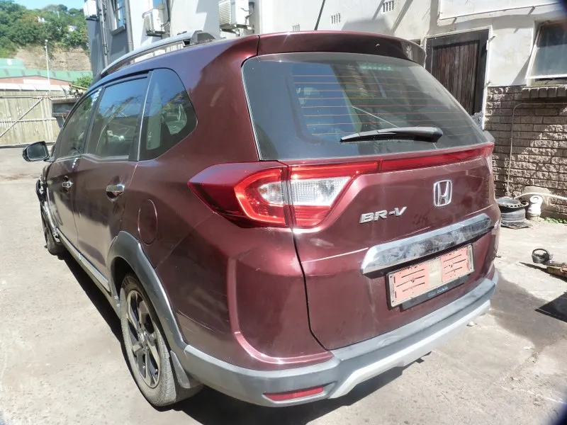 2018 Honda BR-V L15Z1 view 6