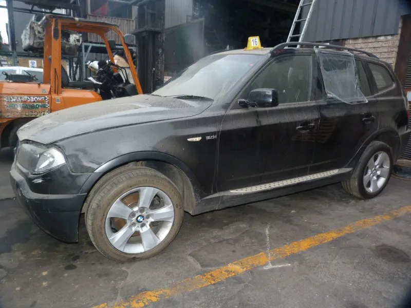 2005 BMW X3 M54 view 5