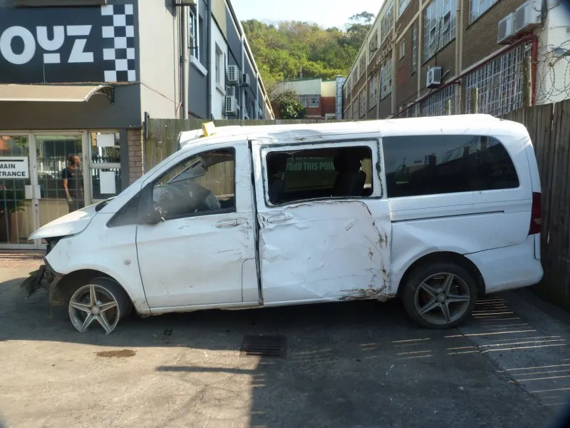 2019 Mercedes-Benz Vito 622951 view 4