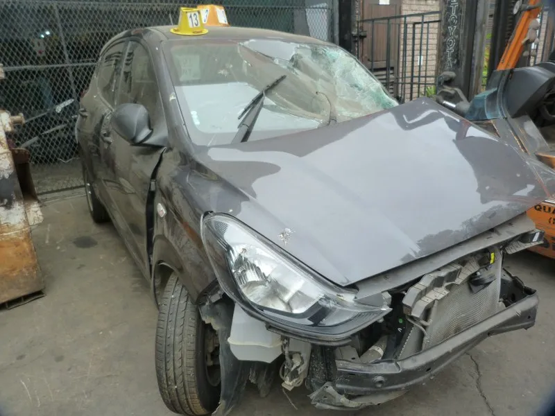 2025 Hyundai Grand i10 G3LA view 5