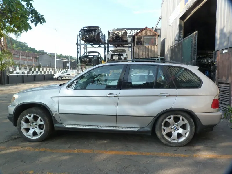 2002 BMW X5 M54 view 8