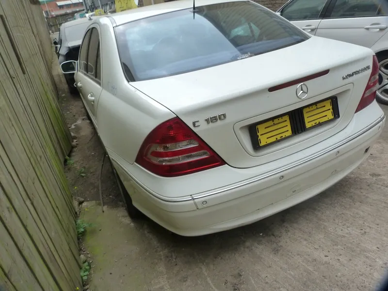 2007 Mercedes-Benz C-Class  view 5