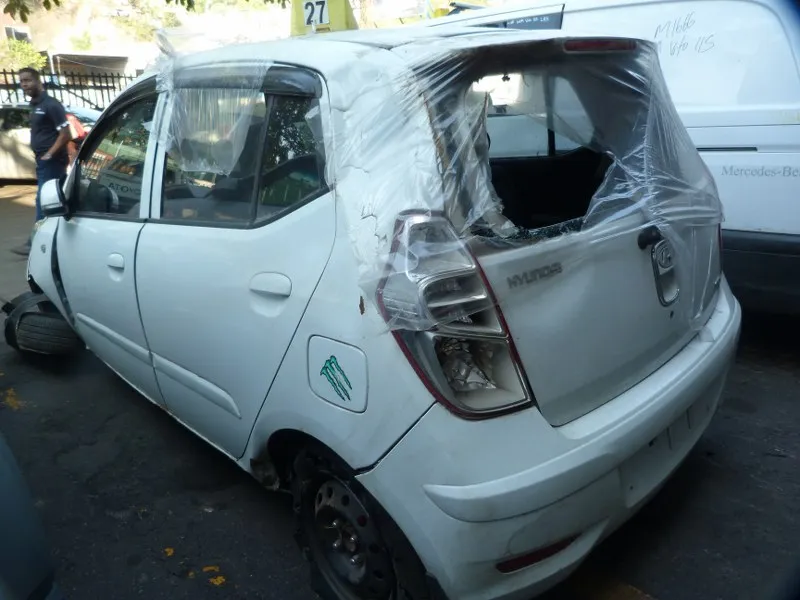 2013 Hyundai i10 G4LA view 7
