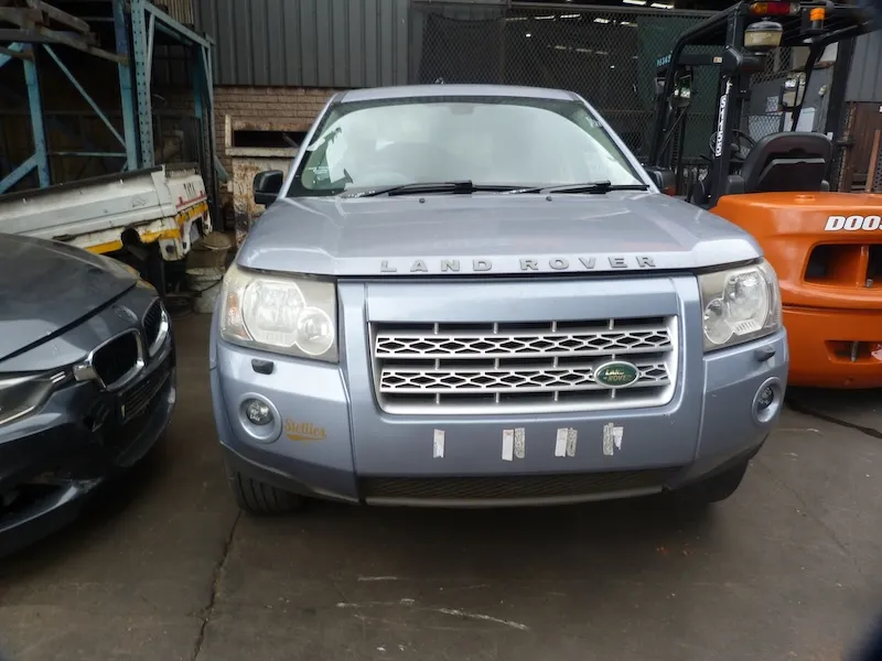 2008 Land Rover Freelander  view 2