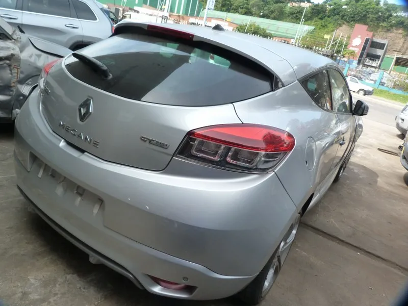 2013 Renault Megane  view 7