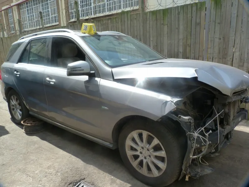 2013 Mercedes-Benz ML 651 view 7