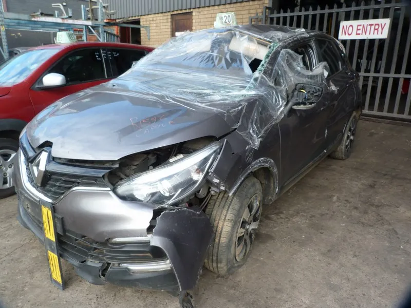 2019 Renault Captur  view 4