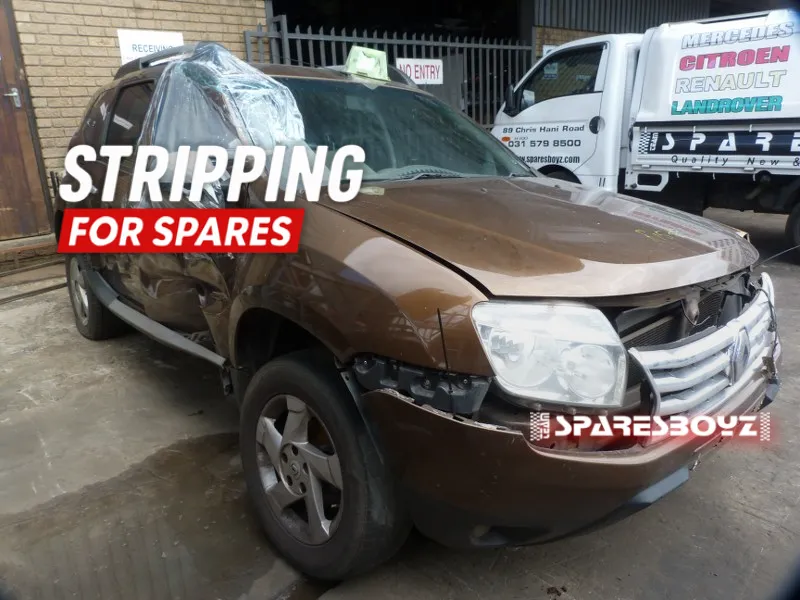 2014 Renault Duster K9K view 4