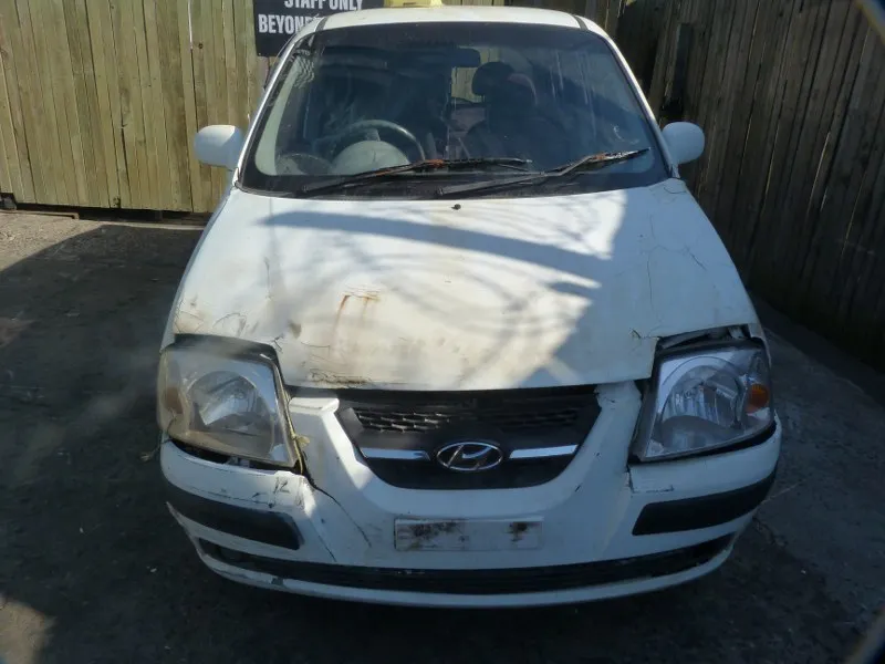 2006 Hyundai Atos G4HG view 2