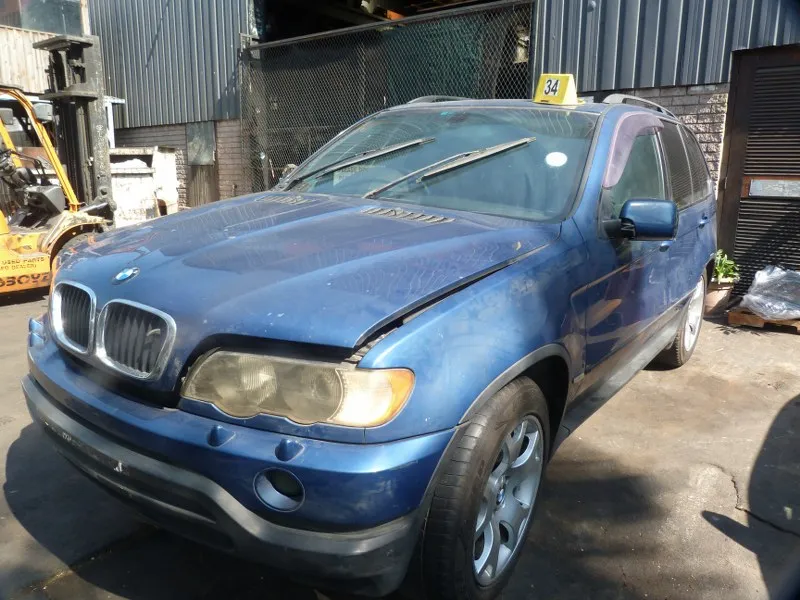 2001 BMW X5 M54 view 3