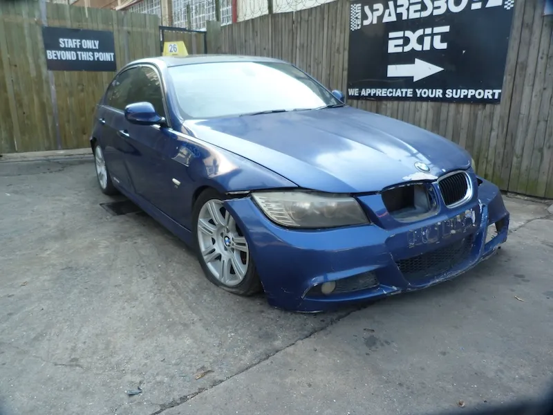 2010 BMW 3 Series N46N view 4