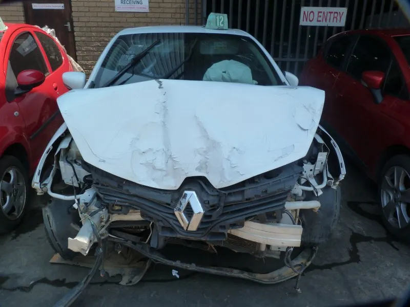 2019 Renault Clio H4BA view 2