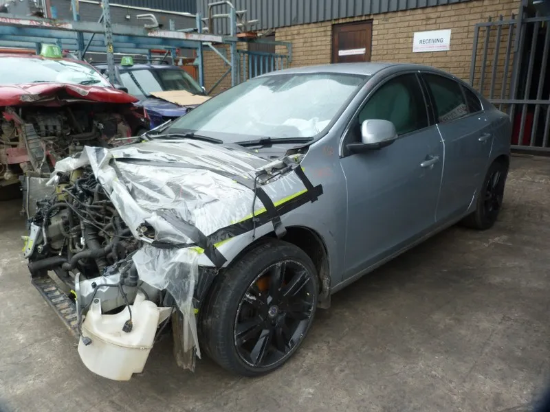 2012 Volvo S60 B4164T view 4